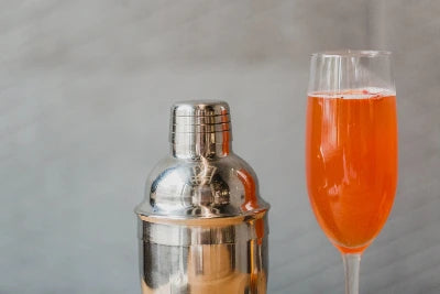 Cocktail Rezepte auf DeutscherGin.de passen mit Gin