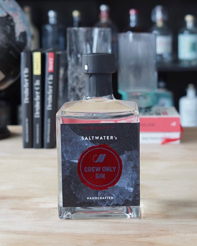 SALTWATER's Crew only Gin | Ist einer der besten Deutschen Gins. | Zum  Shop. —